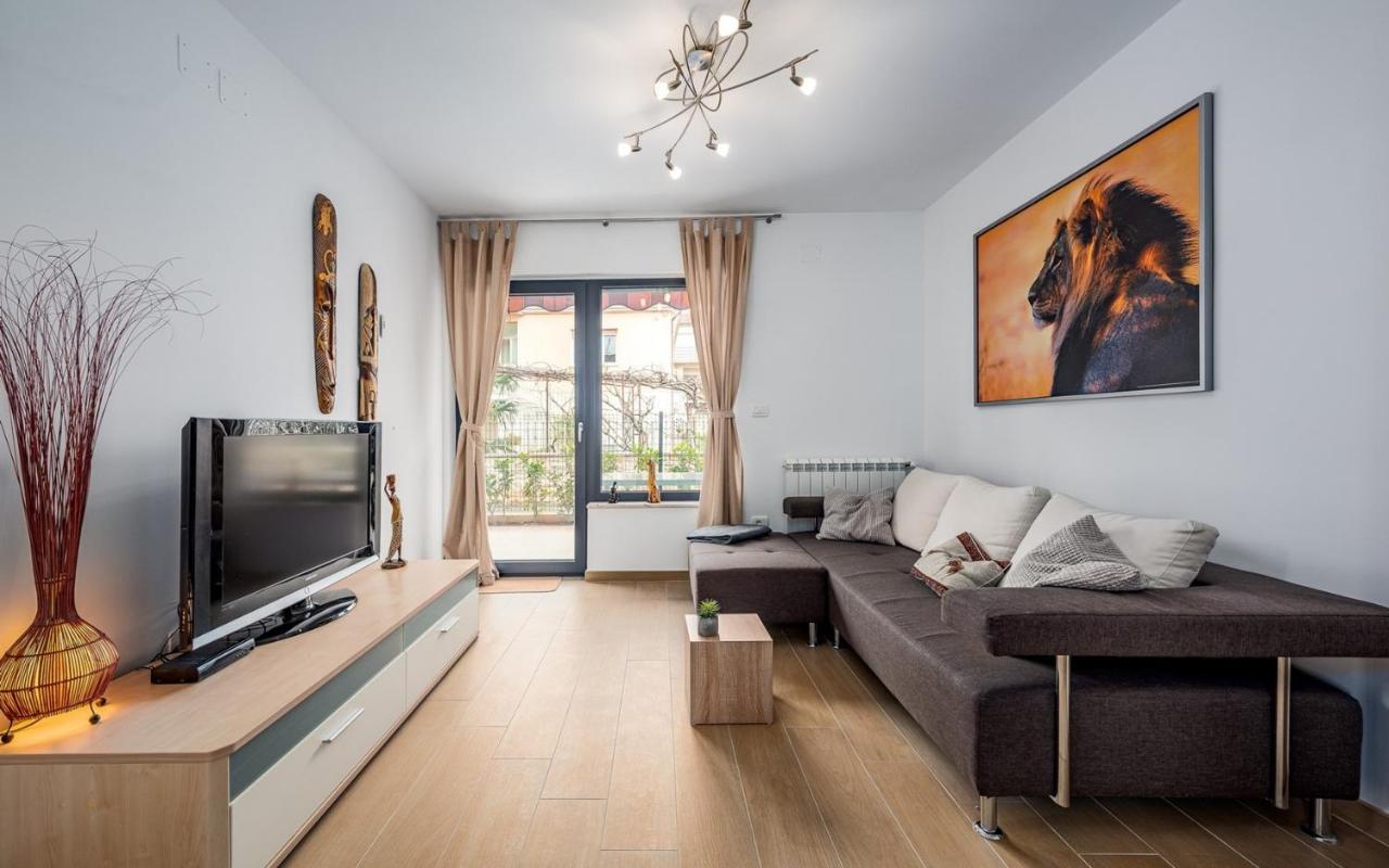 Punta Mary House With Apartment อูมัค ภายนอก รูปภาพ